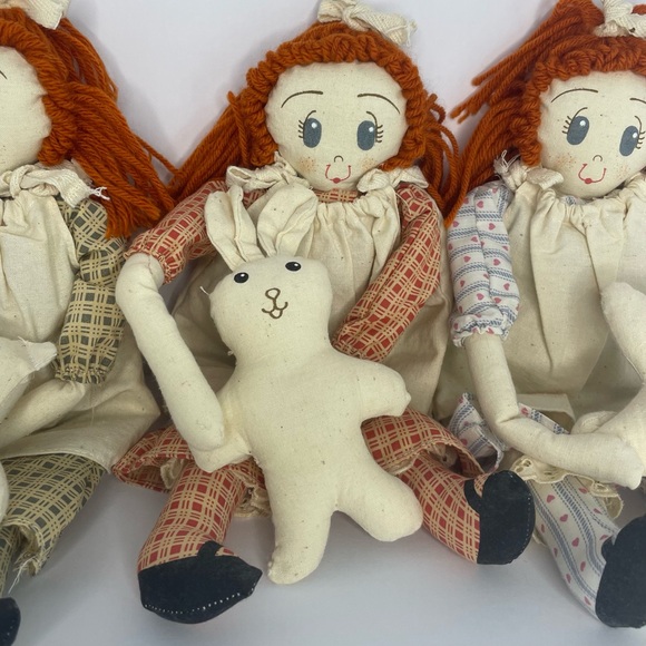 Folk Art Cloth Triplet Rag Dolls Girls with Red Hair and Bunny, Cat and Bear - Picture 3 of 12